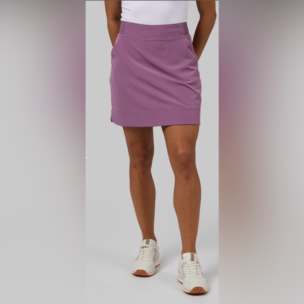 32 degree, cool, athletic skirt. New with tags.